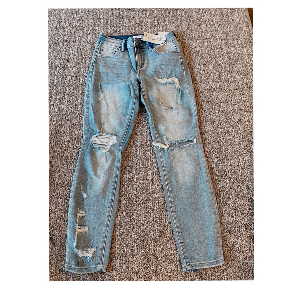 light denim distressed jeans